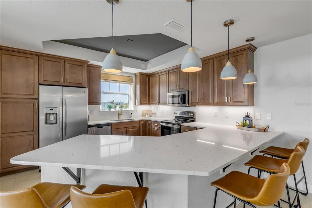 Active With Contract: $649,900 (3 beds, 2 baths, 1773 Square Feet)