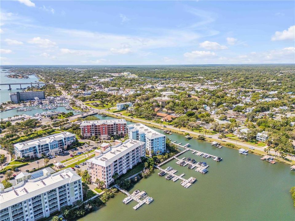 Active With Contract: $649,900 (3 beds, 2 baths, 1773 Square Feet)