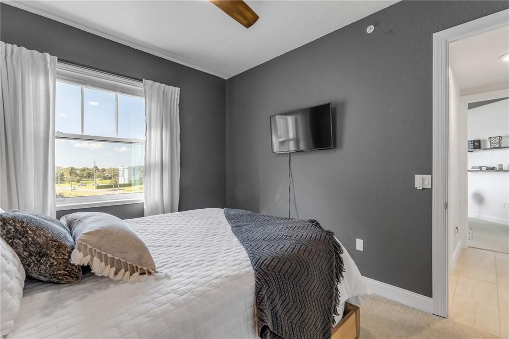 Active With Contract: $649,900 (3 beds, 2 baths, 1773 Square Feet)