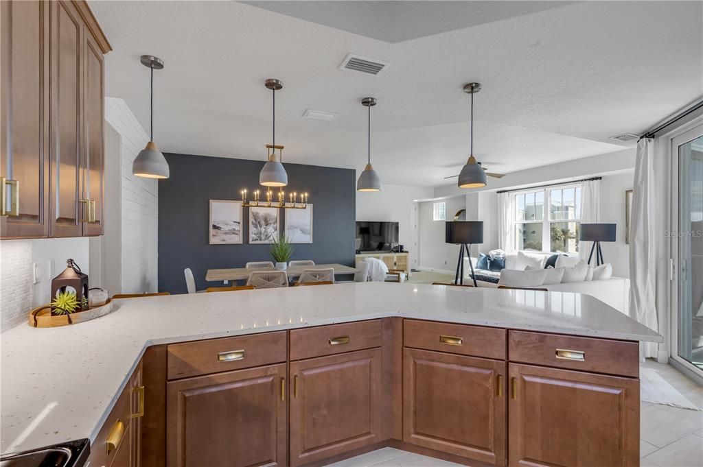 Active With Contract: $649,900 (3 beds, 2 baths, 1773 Square Feet)