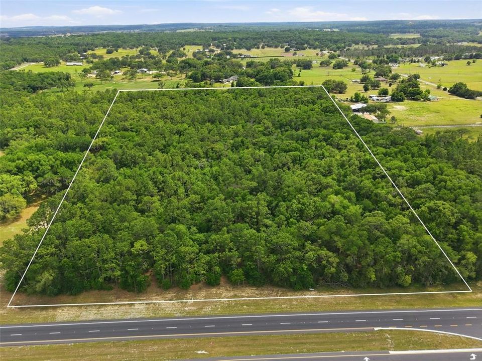 En Venta: $2,200,000 (20.10 acres)