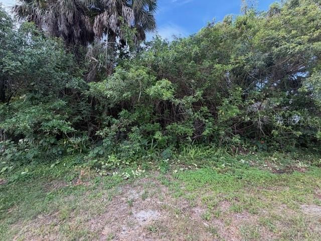En Venta: $28,000 (0.23 acres)
