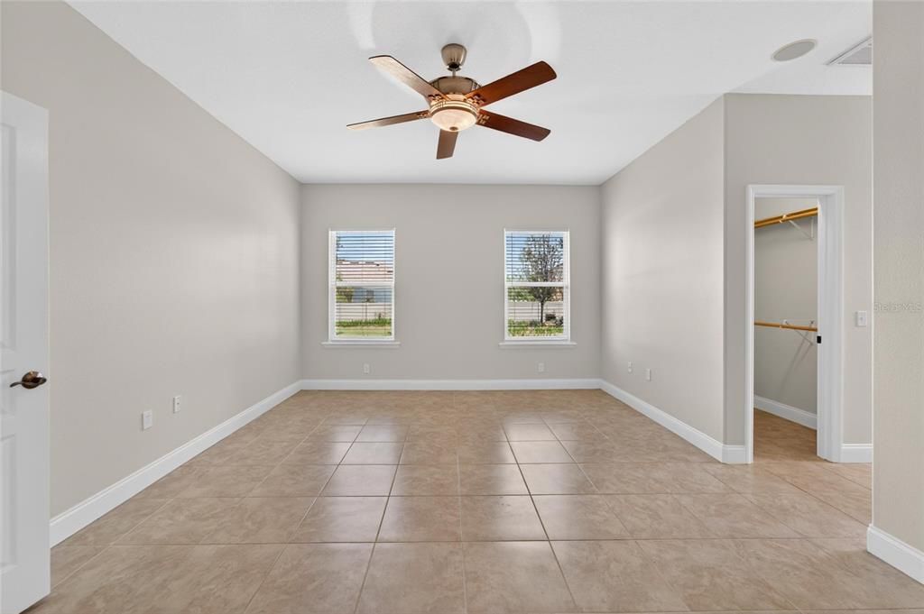 For Sale: $499,000 (3 beds, 2 baths, 2320 Square Feet)