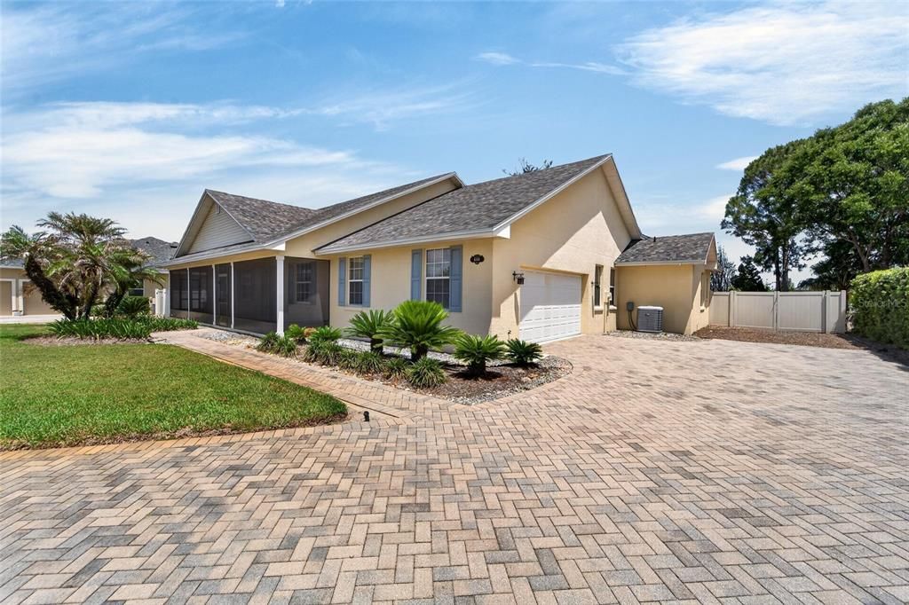 For Sale: $499,000 (3 beds, 2 baths, 2320 Square Feet)