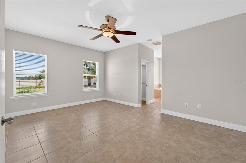 For Sale: $499,000 (3 beds, 2 baths, 2320 Square Feet)