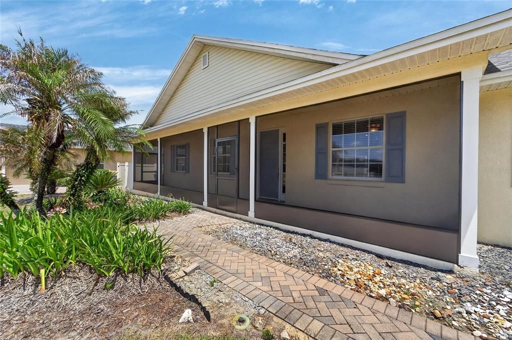 For Sale: $499,000 (3 beds, 2 baths, 2320 Square Feet)