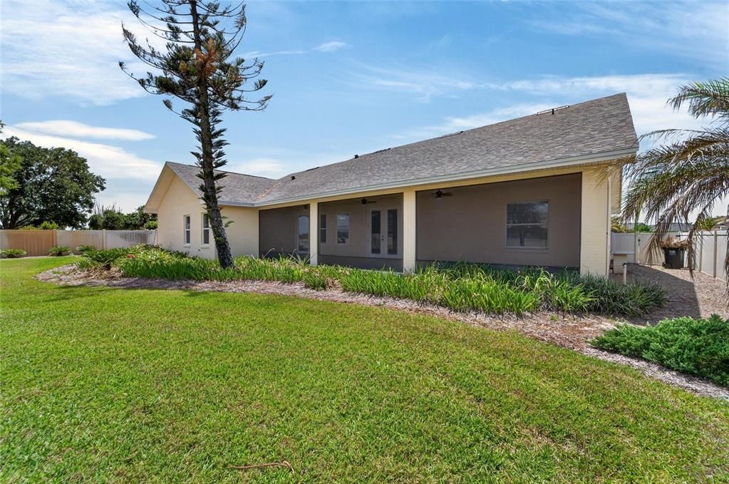 For Sale: $499,000 (3 beds, 2 baths, 2320 Square Feet)