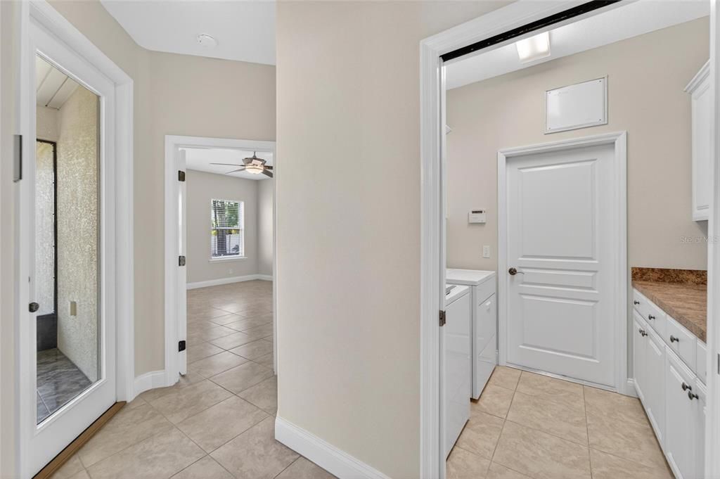 For Sale: $499,000 (3 beds, 2 baths, 2320 Square Feet)