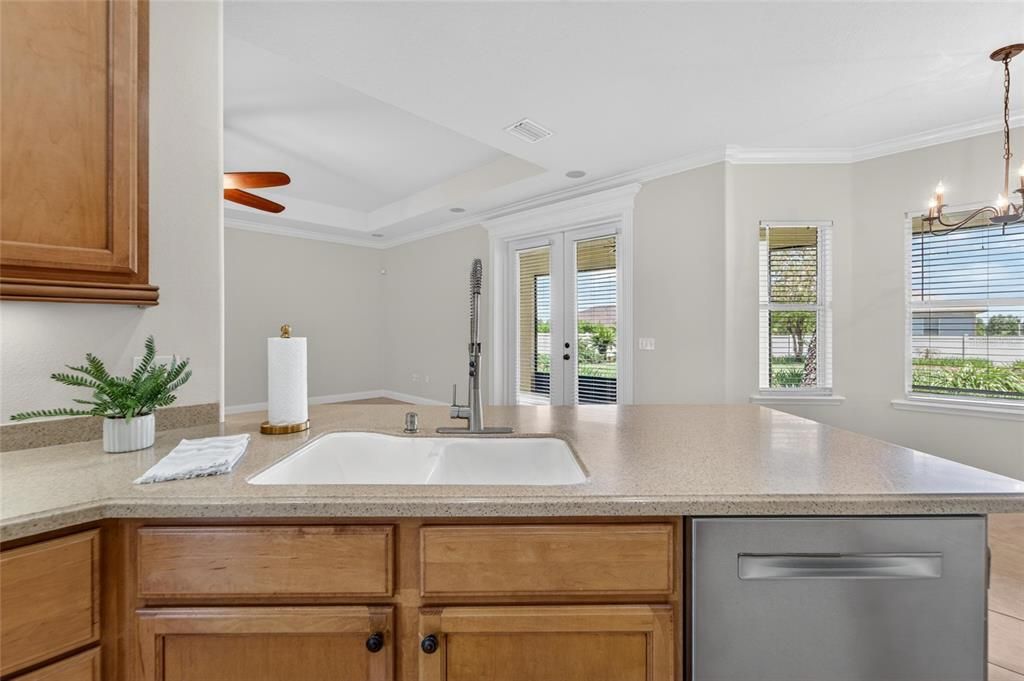 For Sale: $499,000 (3 beds, 2 baths, 2320 Square Feet)
