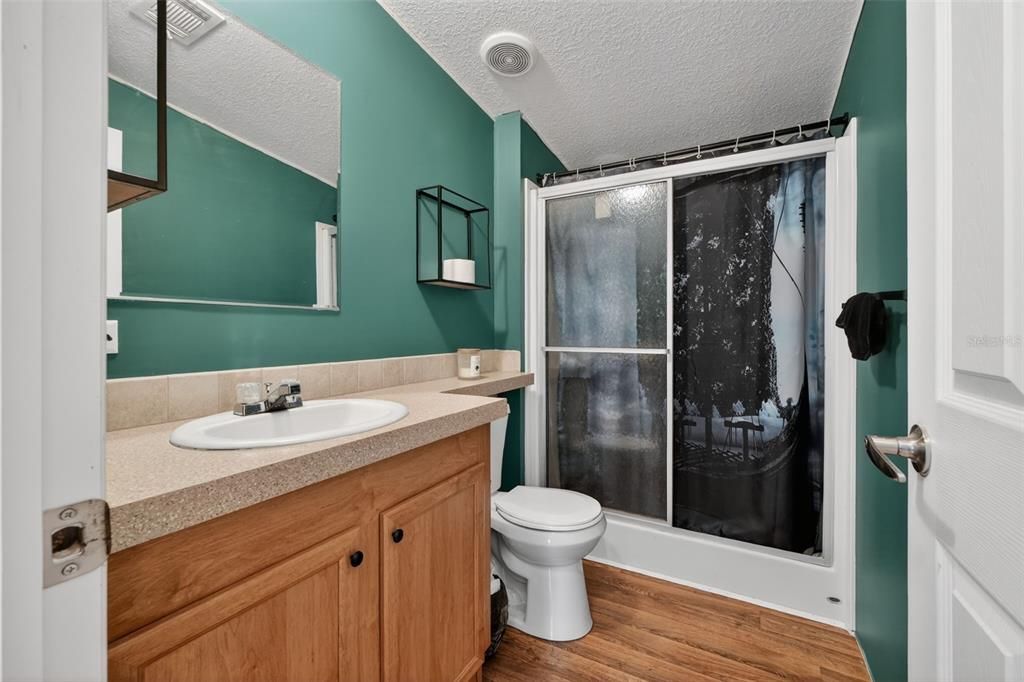 For Sale: $230,000 (3 beds, 2 baths, 1352 Square Feet)