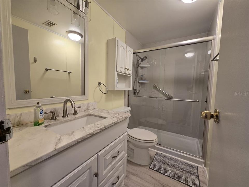 На продажу: $179,000 (2 спален, 2 ванн, 1466 Квадратных фут)