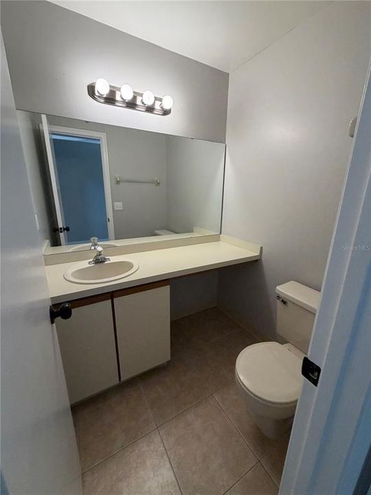 Active With Contract: $249,900 (3 beds, 2 baths, 1471 Square Feet)