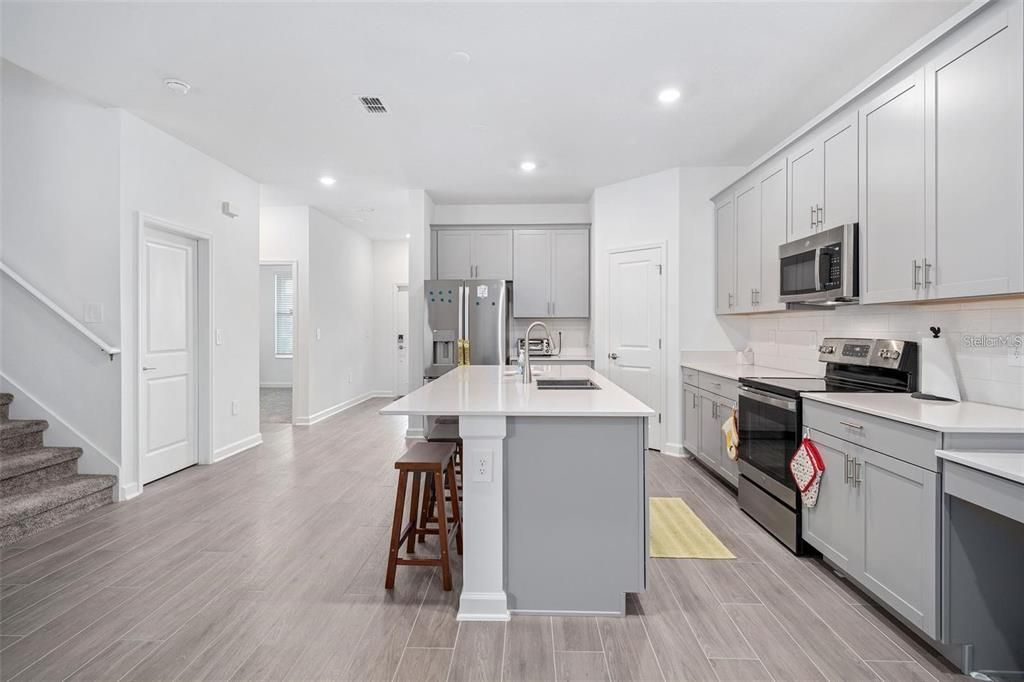 For Rent: $3,695 (5 beds, 3 baths, 2452 Square Feet)