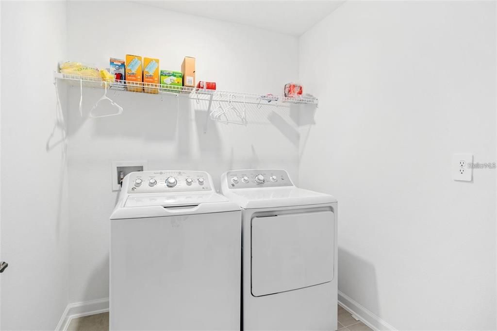 For Rent: $3,695 (5 beds, 3 baths, 2452 Square Feet)