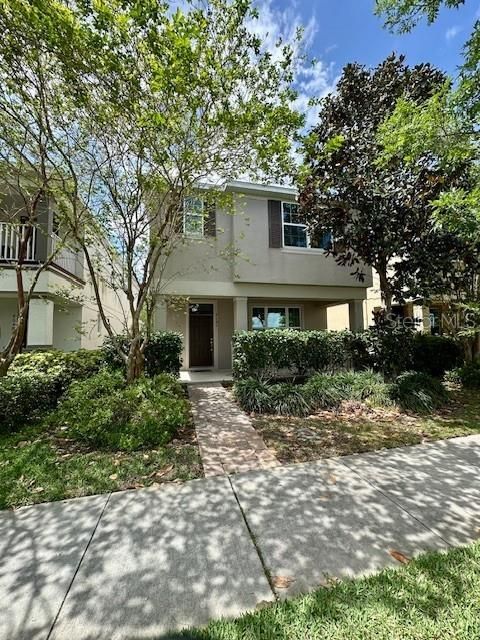 For Rent: $2,850 (4 beds, 2 baths, 1890 Square Feet)