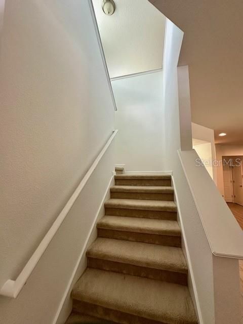 For Rent: $2,850 (4 beds, 2 baths, 1890 Square Feet)