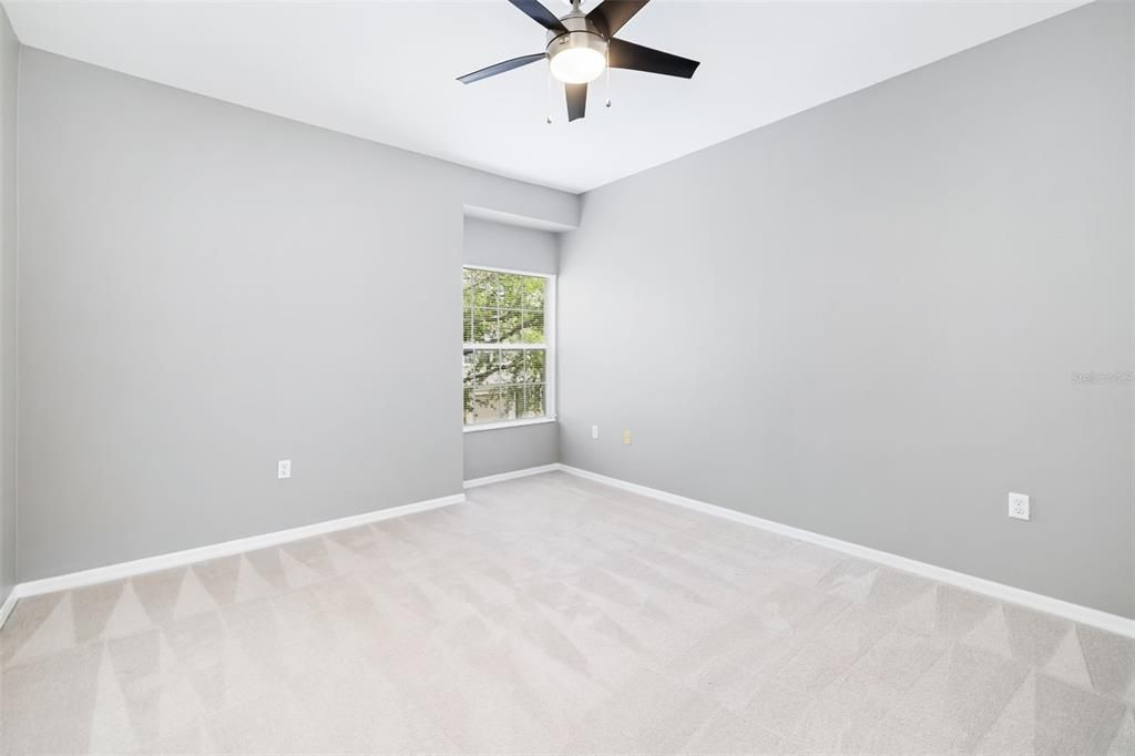Active With Contract: $240,000 (2 beds, 2 baths, 1156 Square Feet)