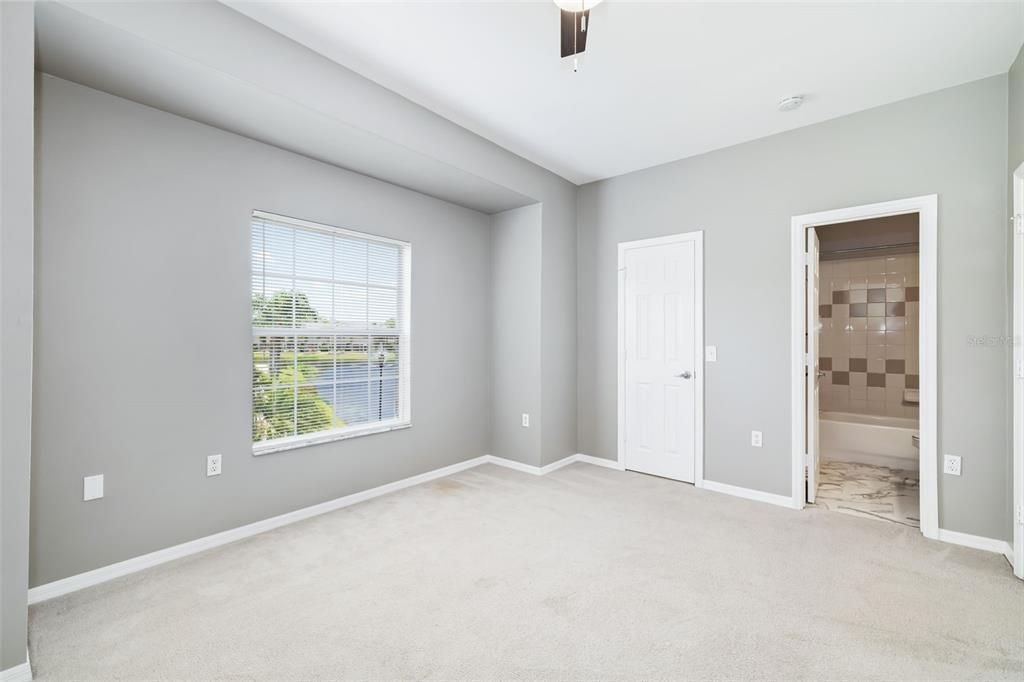 Active With Contract: $240,000 (2 beds, 2 baths, 1156 Square Feet)