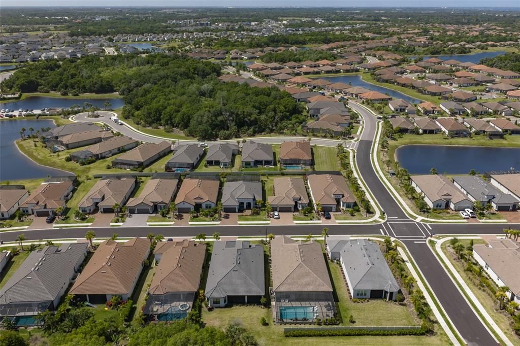 En Venta: $764,900 (3 camas, 3 baños, 3072 Pies cuadrados)