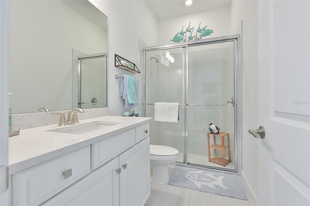 En Venta: $764,900 (3 camas, 3 baños, 3072 Pies cuadrados)