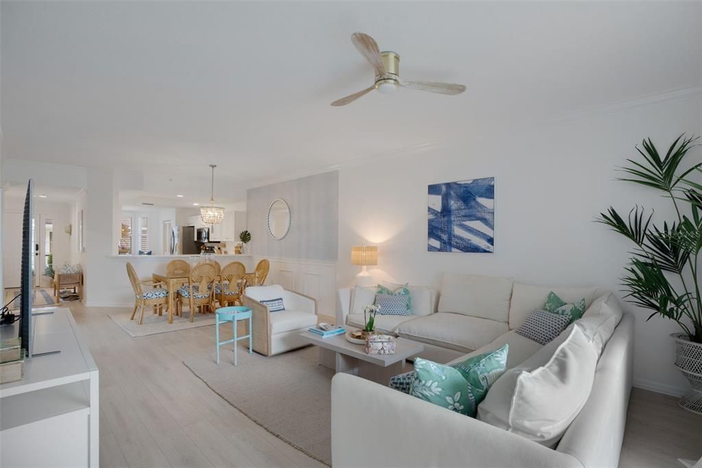 En Venta: $349,000 (2 camas, 2 baños, 1684 Pies cuadrados)