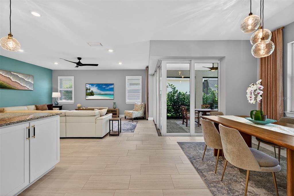 Active With Contract: $764,900 (3 beds, 3 baths, 2117 Square Feet)