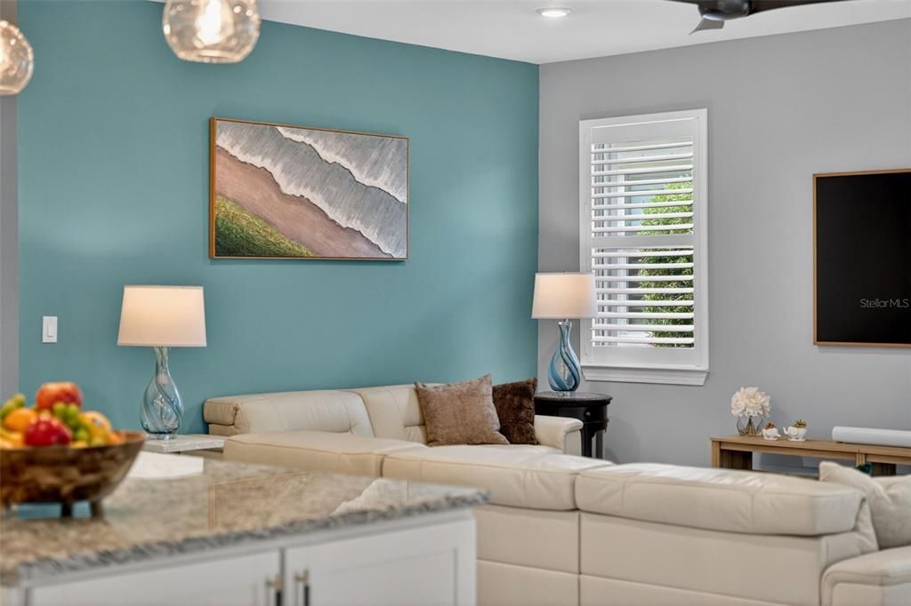 Active With Contract: $764,900 (3 beds, 3 baths, 2117 Square Feet)