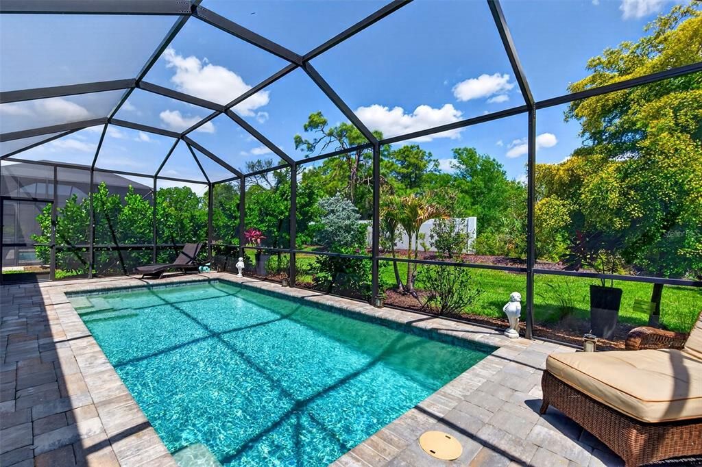 Active With Contract: $764,900 (3 beds, 3 baths, 2117 Square Feet)