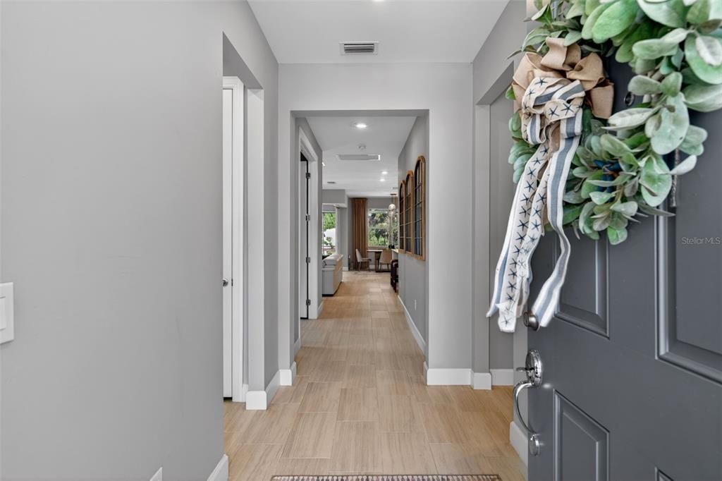 Active With Contract: $764,900 (3 beds, 3 baths, 2117 Square Feet)