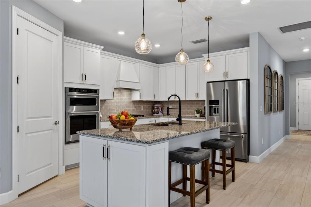 Active With Contract: $764,900 (3 beds, 3 baths, 2117 Square Feet)