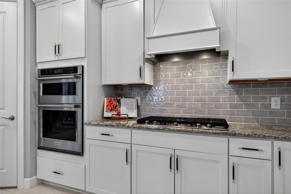 Active With Contract: $764,900 (3 beds, 3 baths, 2117 Square Feet)