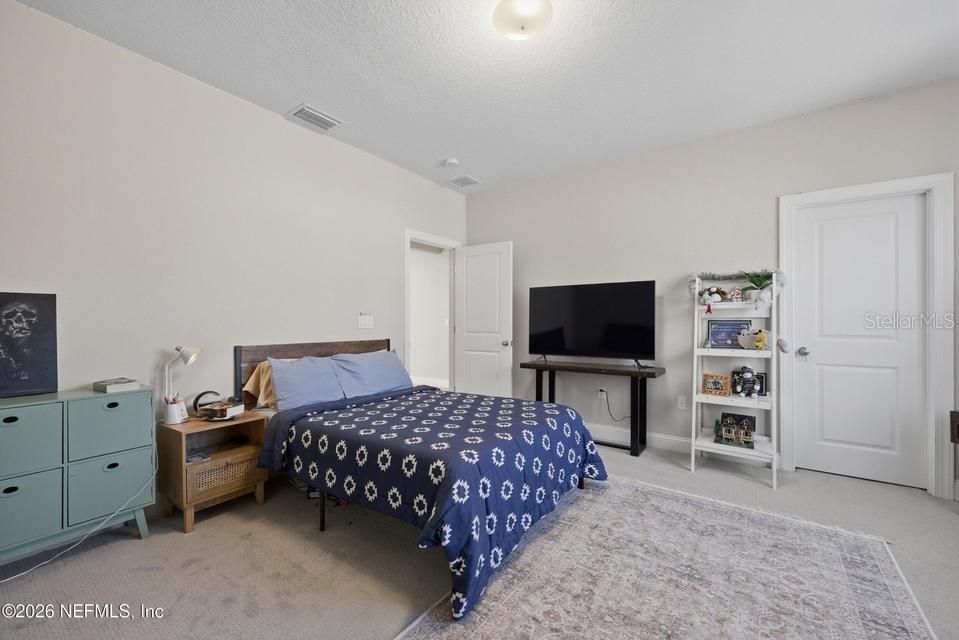 For Sale: $585,000 (4 beds, 3 baths, 2492 Square Feet)