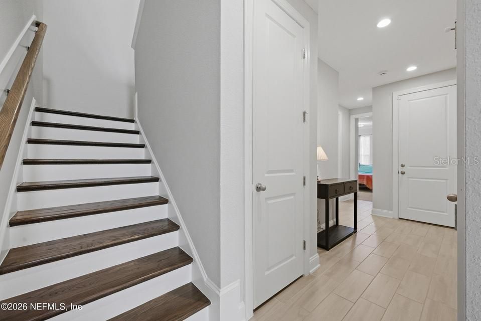 For Sale: $585,000 (4 beds, 3 baths, 2492 Square Feet)
