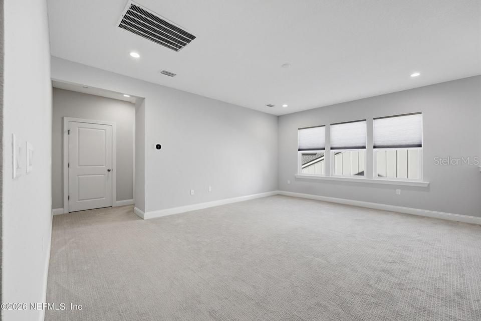 For Sale: $585,000 (4 beds, 3 baths, 2492 Square Feet)