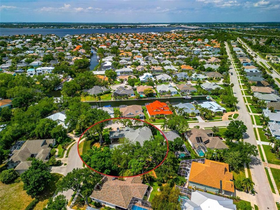 На продажу: $595,000 (3 спален, 2 ванн, 2046 Квадратных фут)