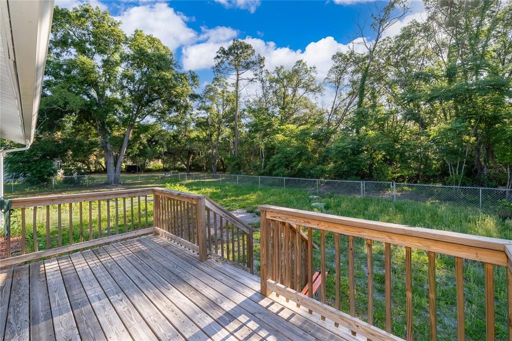 For Sale: $299,999 (4 beds, 2 baths, 1200 Square Feet)