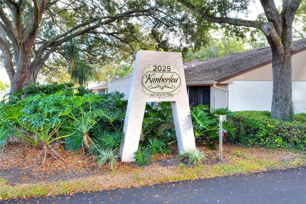 For Sale: $169,000 (2 beds, 2 baths, 1605 Square Feet)