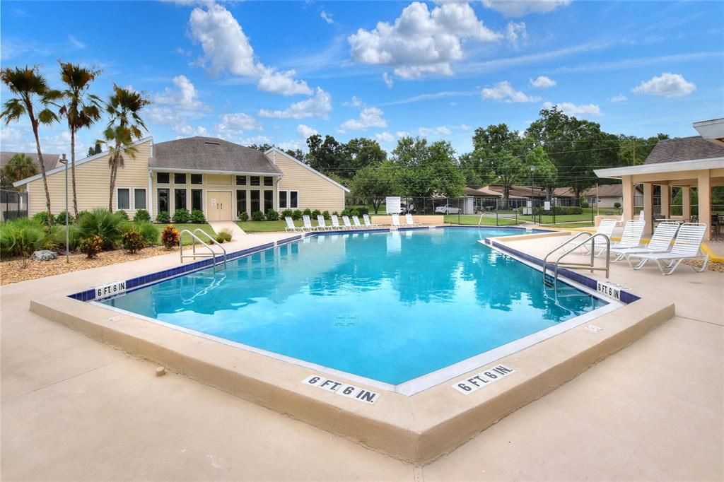 For Sale: $169,000 (2 beds, 2 baths, 1605 Square Feet)