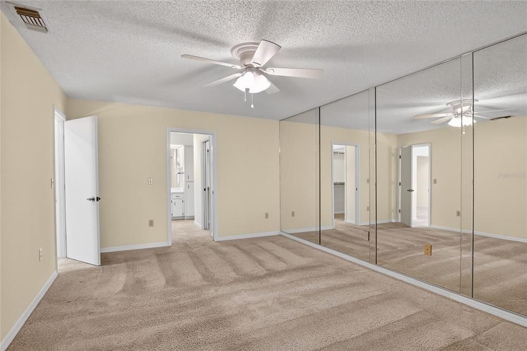For Sale: $169,000 (2 beds, 2 baths, 1605 Square Feet)