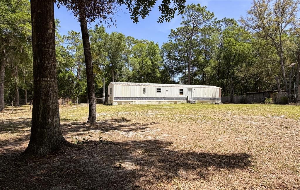 Vendido Recientemente: $64,900 (3 camas, 2 baños, 924 Pies cuadrados)