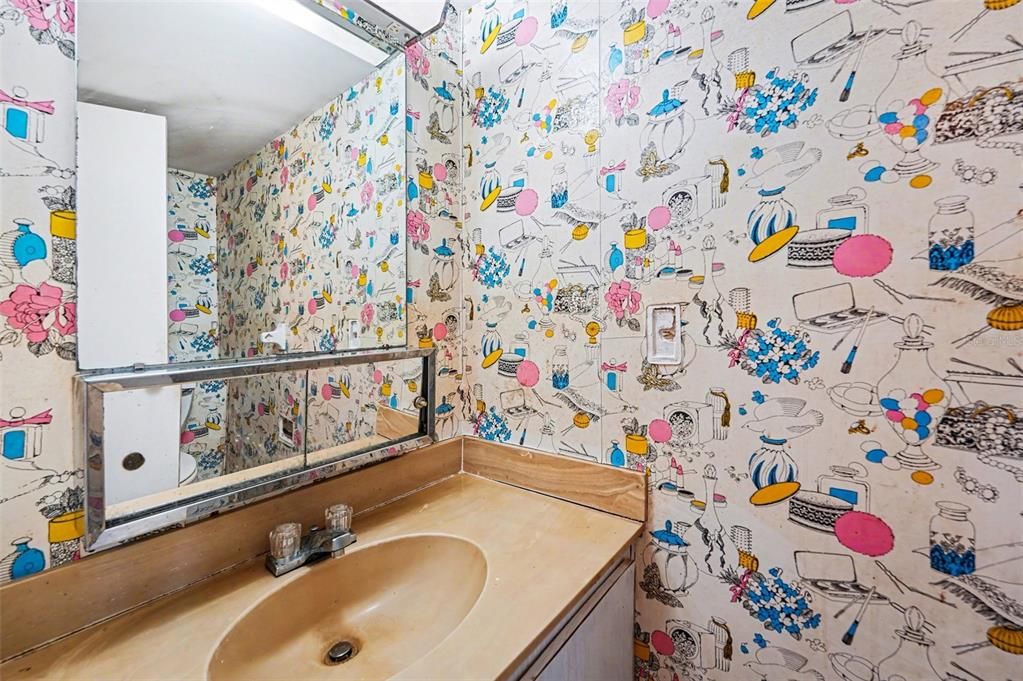 Activo con contrato: $89,950 (1 camas, 1 baños, 930 Pies cuadrados)