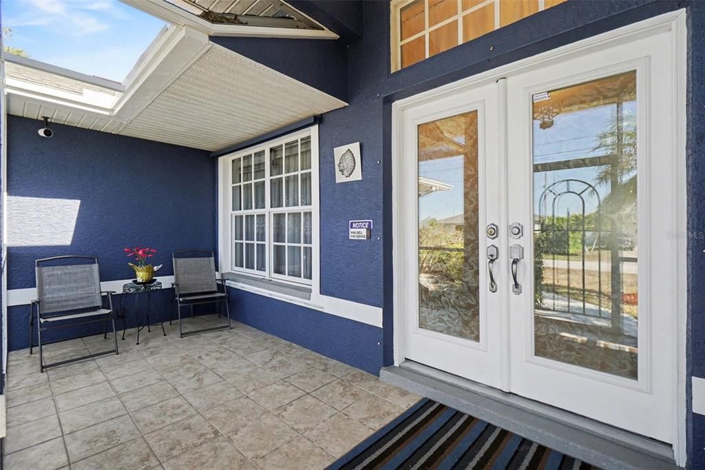 En Venta: $449,900 (3 camas, 2 baños, 2104 Pies cuadrados)