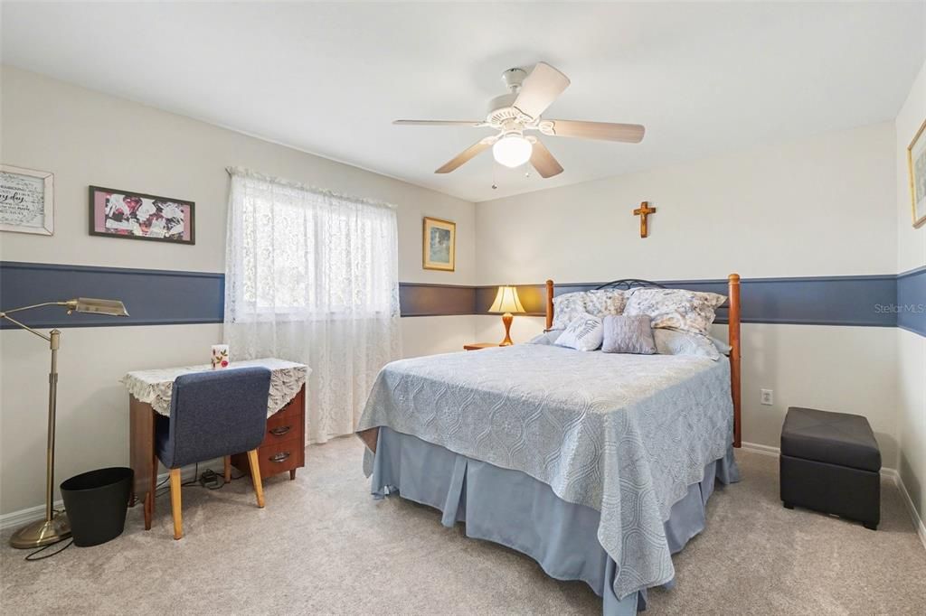 En Venta: $449,900 (3 camas, 2 baños, 2104 Pies cuadrados)