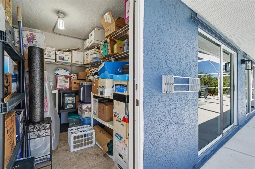 En Venta: $449,900 (3 camas, 2 baños, 2104 Pies cuadrados)