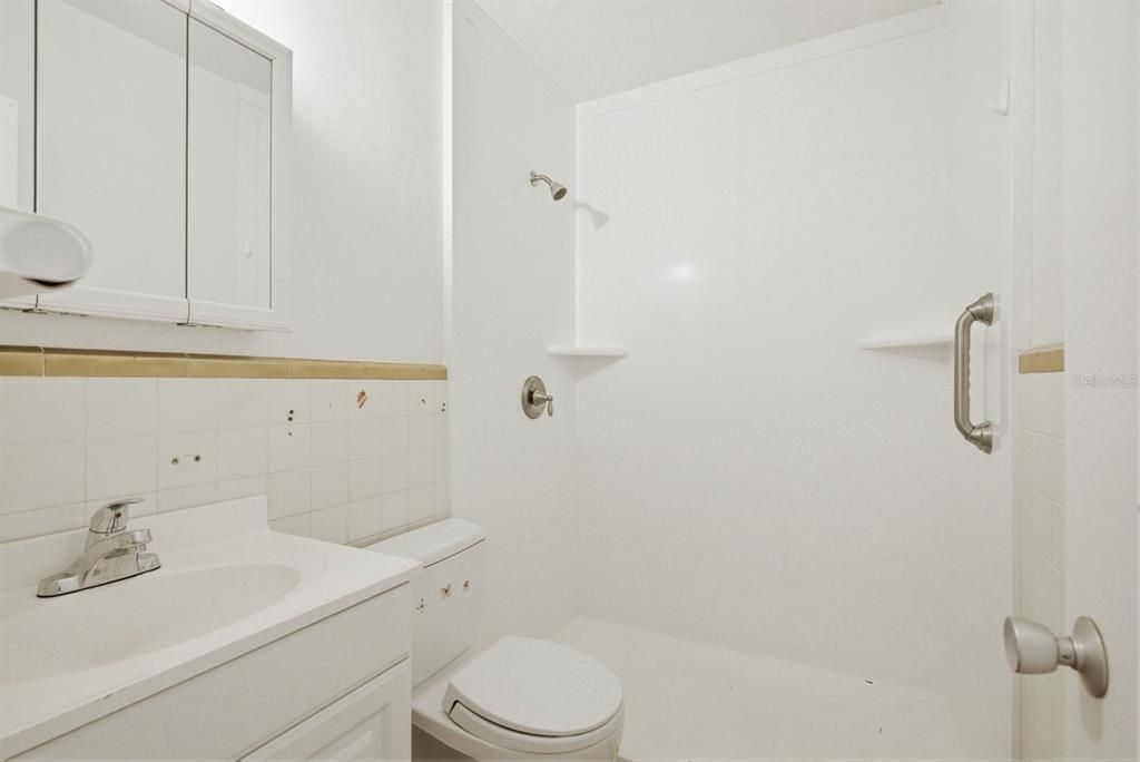 En Venta: $100,000 (2 camas, 2 baños, 979 Pies cuadrados)