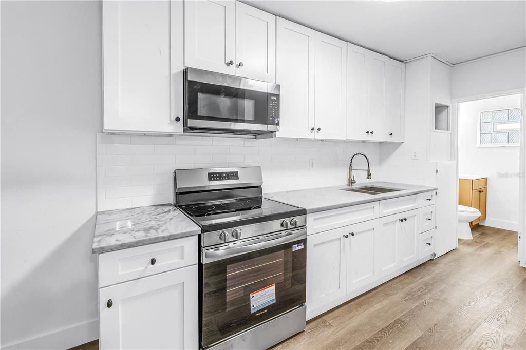 For Sale: $650,000 (4 beds, 0 baths, 2558 Square Feet)