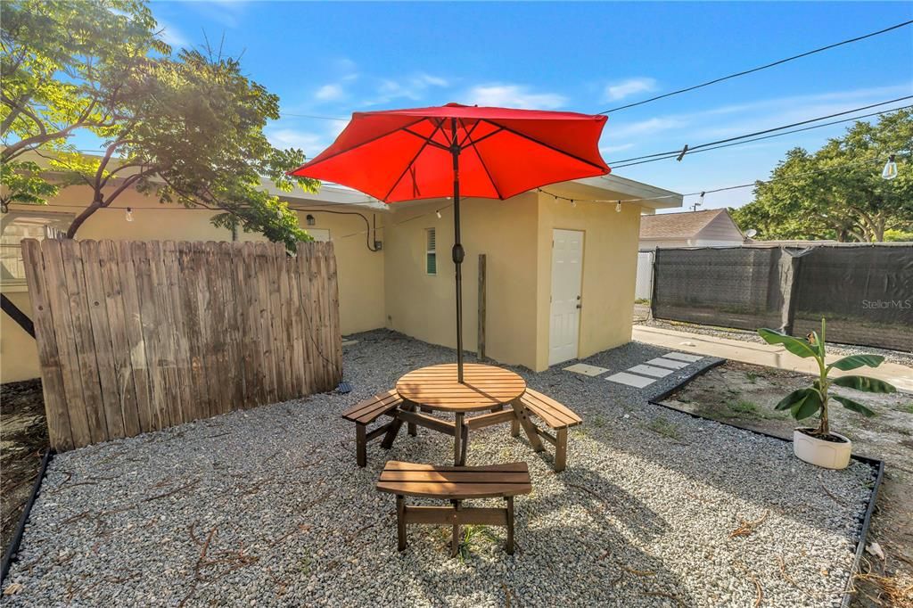 For Sale: $650,000 (4 beds, 0 baths, 2558 Square Feet)