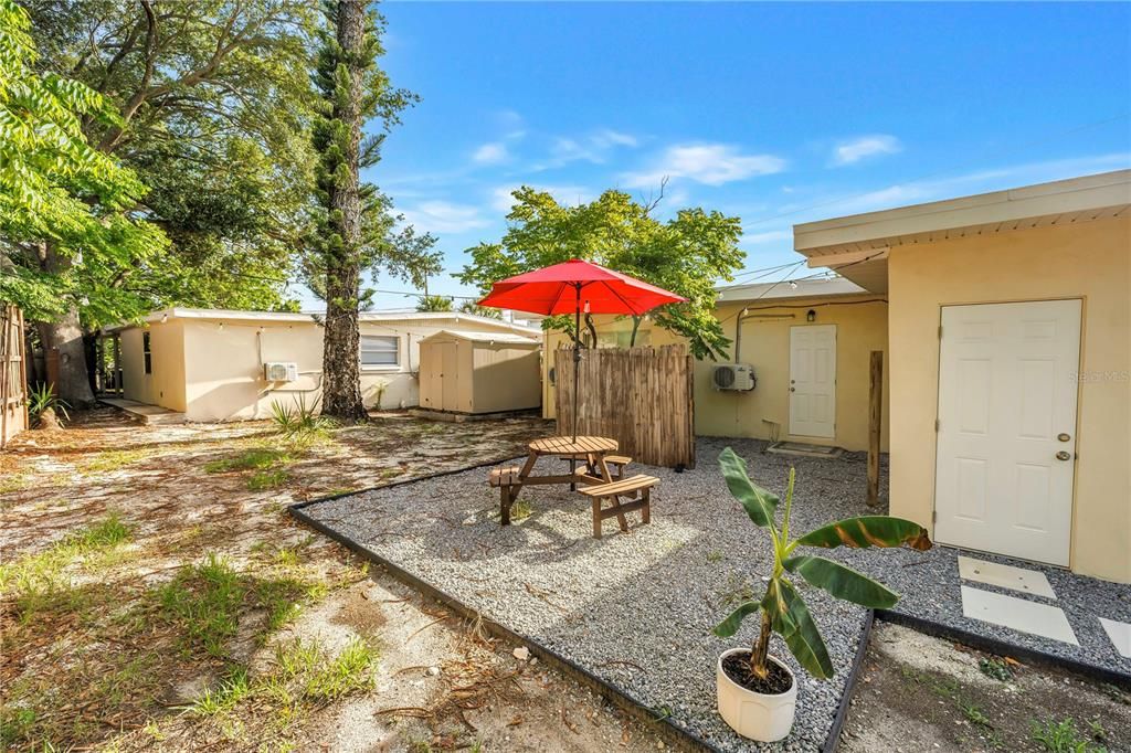 For Sale: $650,000 (4 beds, 0 baths, 2558 Square Feet)