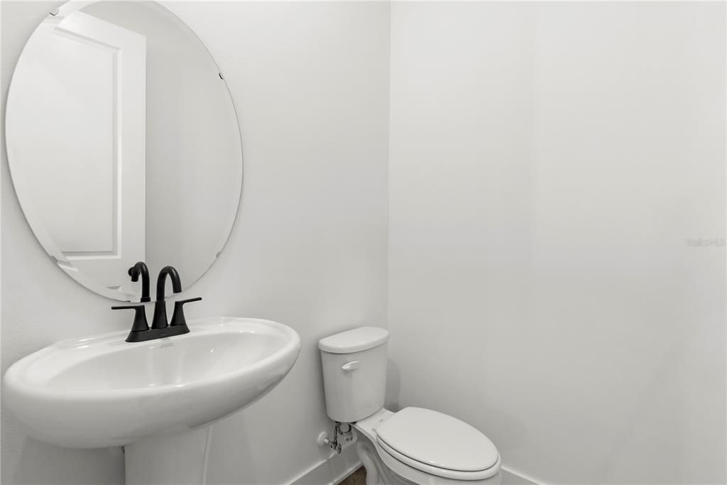 For Rent: $3,300 (3 beds, 3 baths, 1936 Square Feet)
