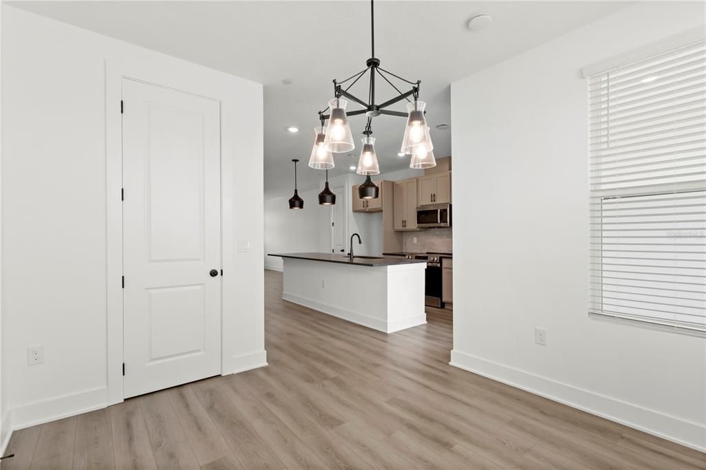 For Rent: $3,300 (3 beds, 3 baths, 1936 Square Feet)